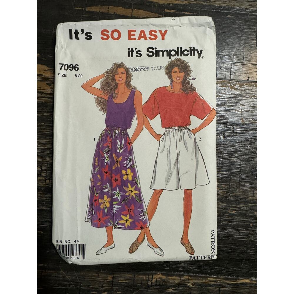 Simplicity 7096 Size Miss 8 to 20 pattern